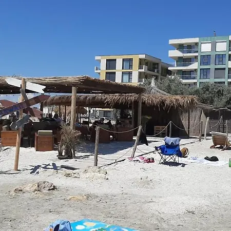 Studio Papaya Beach